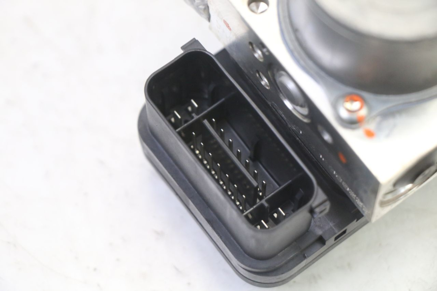 photo de POMPE ABS  YAMAHA XMAX X-MAX 125 (2021 - 2025)