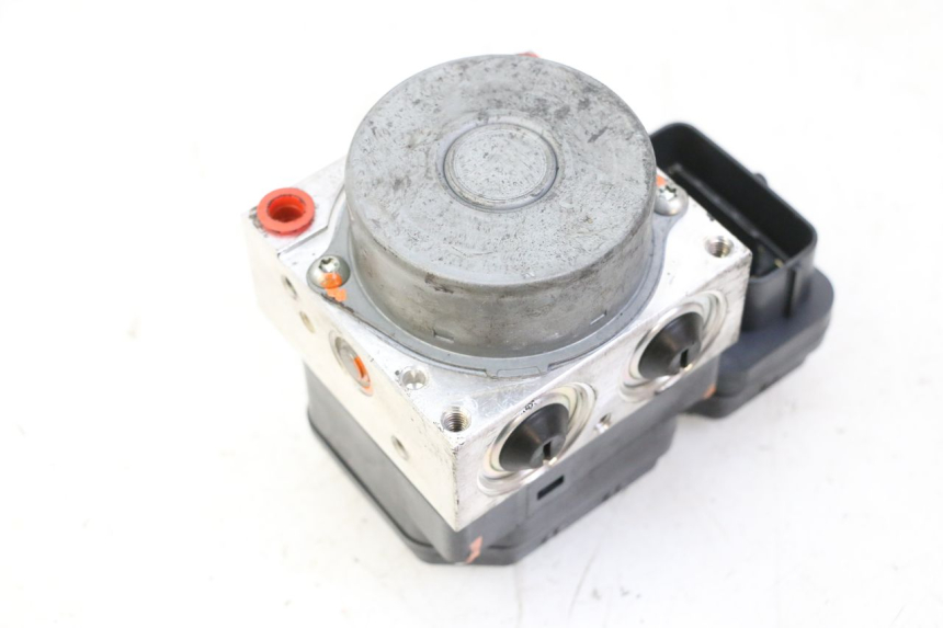 photo de POMPE ABS  YAMAHA XJ6 ABS 600 (2008 - 2016)