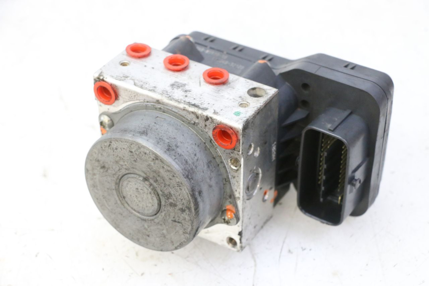 photo de POMPE ABS  YAMAHA XJ6 ABS 600 (2008 - 2016)