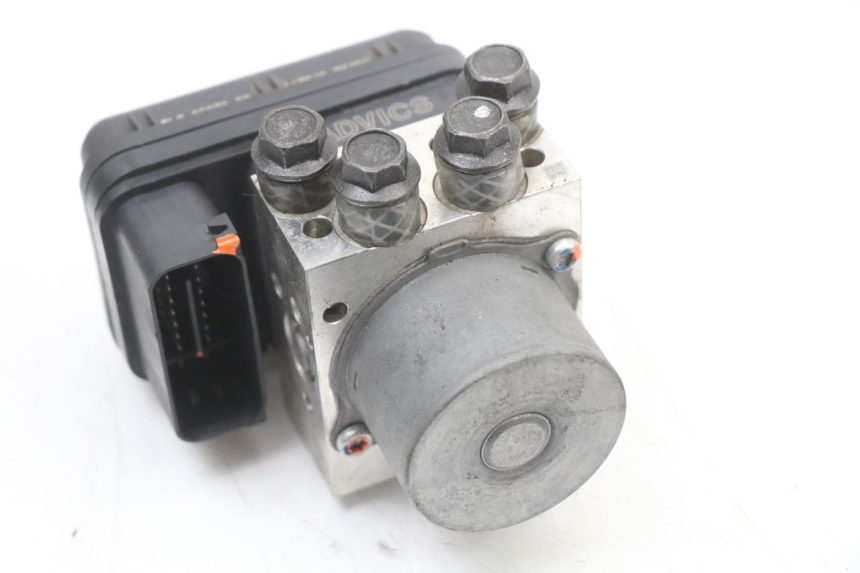 photo de POMPE ABS YAMAHA XMAX X-MAX ABS 125 (2017 - 2020)