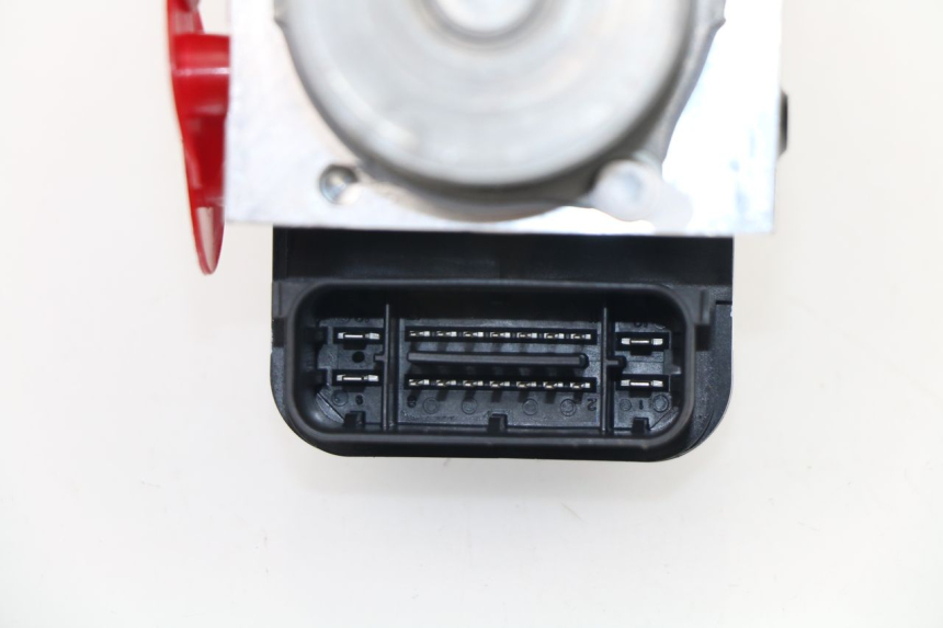 photo de POMPE ABS YAMAHA MT-07 MT07 700 (2018 - 2020)