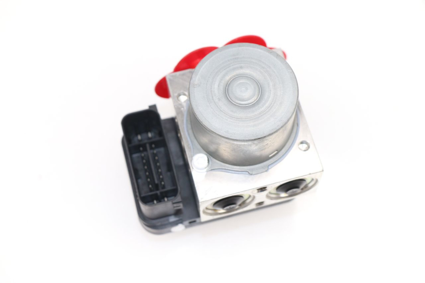 photo de POMPE ABS YAMAHA MT-07 MT07 700 (2018 - 2020)