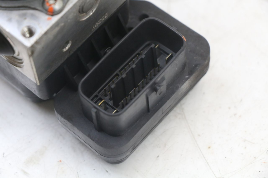 photo de POMPE ABS  YAMAHA XJ6 ABS 600 (2008 - 2016)