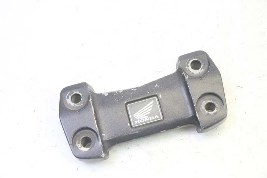 photo de PONTET DE GUIDON HONDA CBF 125 (2009 - 2015)