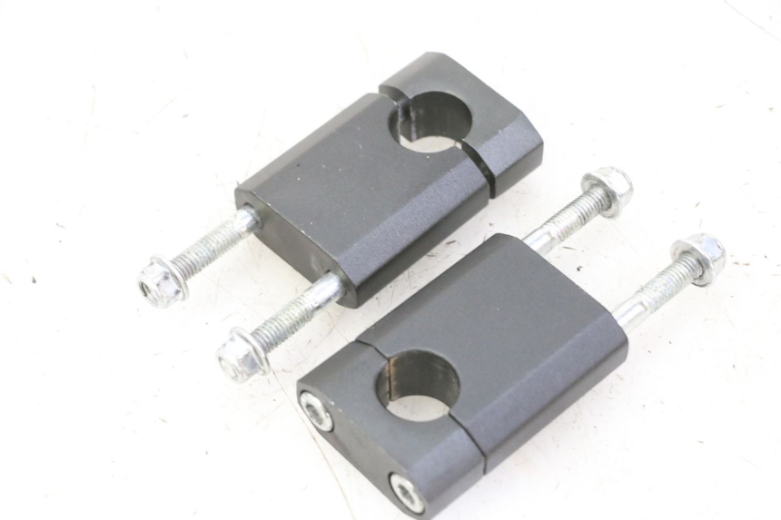 photo de PONTET DE GUIDON APOLLO RFZ 125