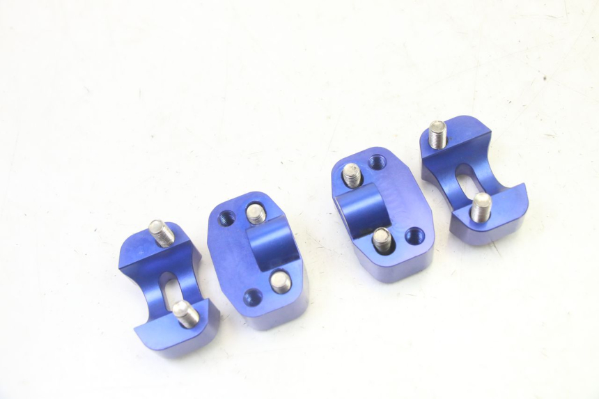 photo de PONTET DE GUIDON DERBI SENDA SM DRD 50 (2008 - 2013)