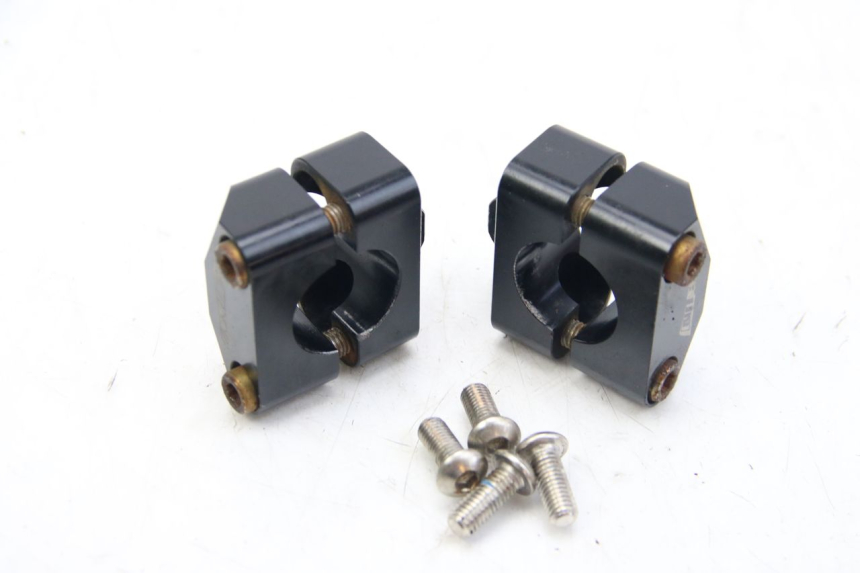 photo de PONTET DE GUIDON APRILIA SX 50 (2011 - 2017)