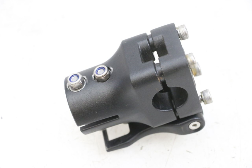 photo de PONTET DE GUIDON DUALTRON VICTOR LIMITED 1