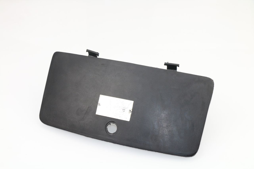 photo de PORTE BOITE A GANTS BAOTIAN BT SPEEDROAD 125 (2008 - 2012)