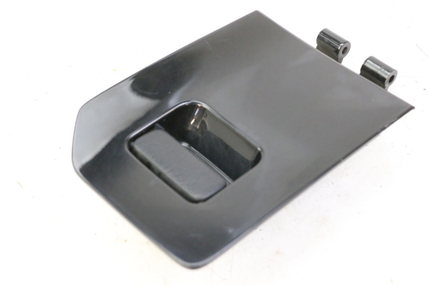 photo de PORTE BOITE A GANTS HONDA FES S-WING SWING ABS 125 (2007 - 2015)
