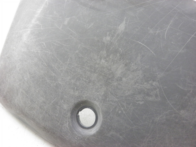 photo de PORTE BOITE A GANTS HONDA NH VISION 50 (1985 - 1994) - Détail de la pièce