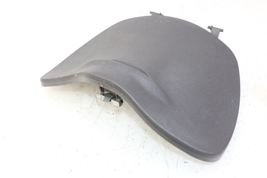 photo de PORTE BOITE A GANTS PIAGGIO LIBERTY 4T 50 (2009 - 2015)