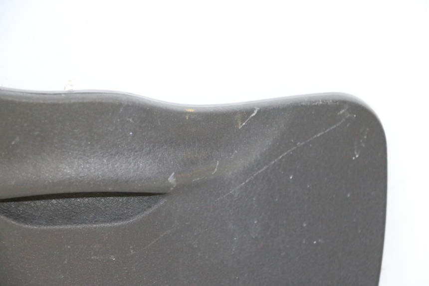 photo de PORTE BOITE A GANTS PIAGGIO LIBERTY 4T 50 (2009 - 2015)