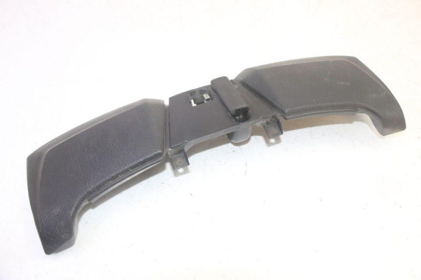 photo de PORTE BOITE A GANTS PIAGGIO MP3 HPE 350 (2018 - 2020) - Vue d’ensemble