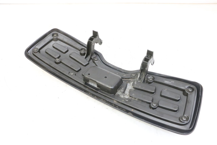 photo de PORTE BOITE A GANTS SUZUKI BURGMAN 125 (2007 - 2014)