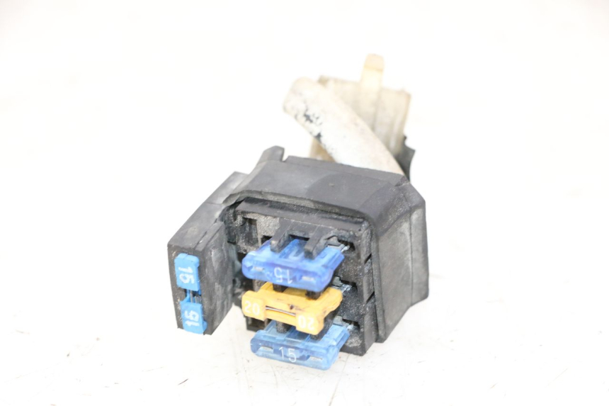 photo de PORTE FUSIBLE YAMAHA FJ 36Y 1100 (1984 - 1985)