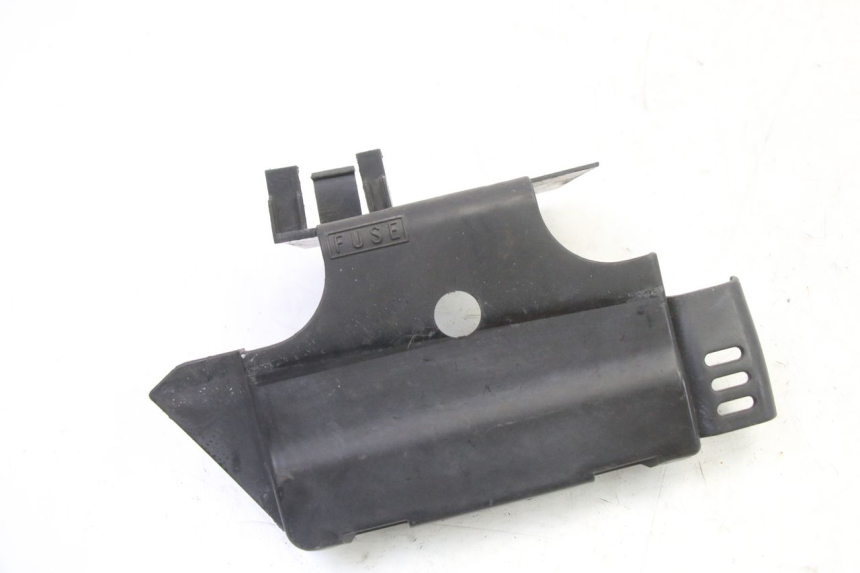 photo de PORTE FUSIBLE HONDA ST PAN EUROPEAN 1300 (2002 - 2013)