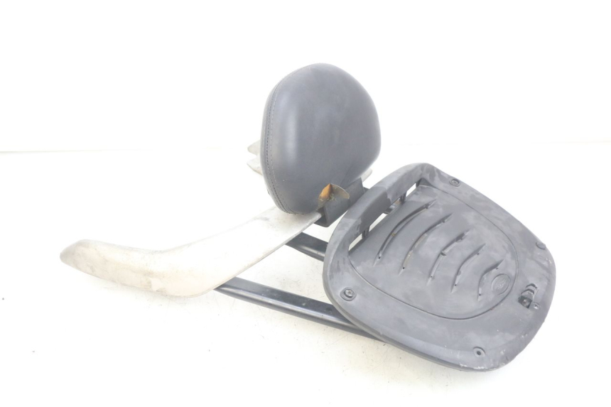 photo de PORTE PAQUET PEUGEOT ELYSEO 125 (1999 - 2004)