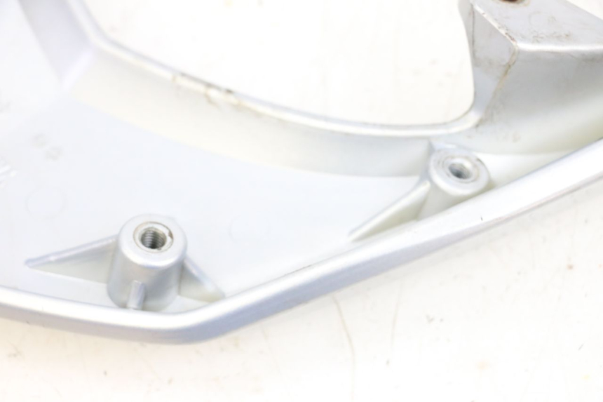 photo de PORTE PAQUET MBK FLAME X 125 (2007 - 2016) - Gros plan technique