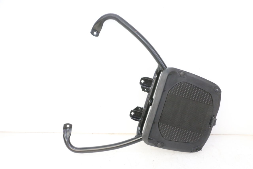 photo de PORTE PAQUET PIAGGIO MP3 HPE 310 (2024 - 2025)