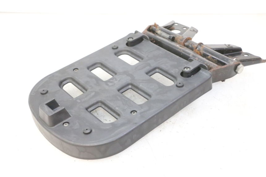 photo de PORTE PAQUET PIAGGIO MP3 RL 250 (2007 - 2010)