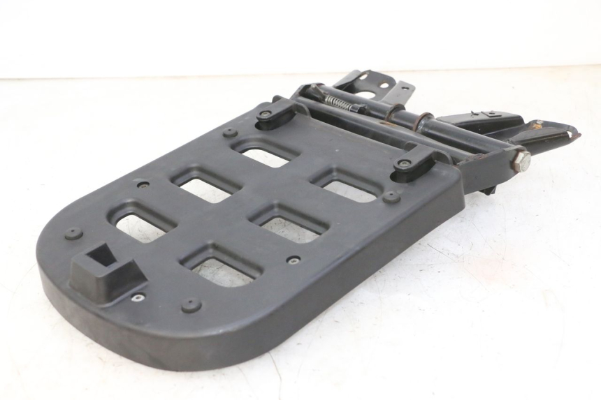 photo de PORTE PAQUET PIAGGIO MP3 RL 250 (2007 - 2010)