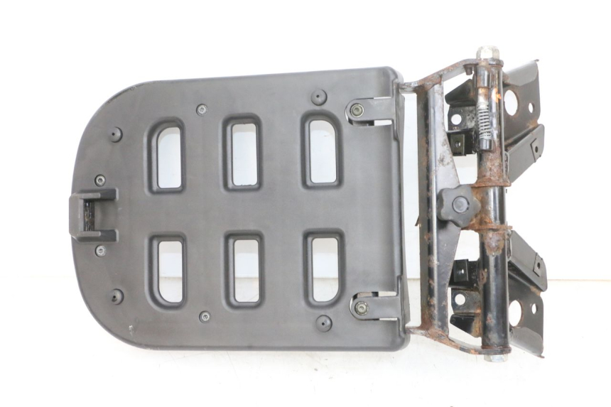 photo de PORTE PAQUET PIAGGIO MP3 RL 250 (2006 - 2010) - Vue d’ensemble