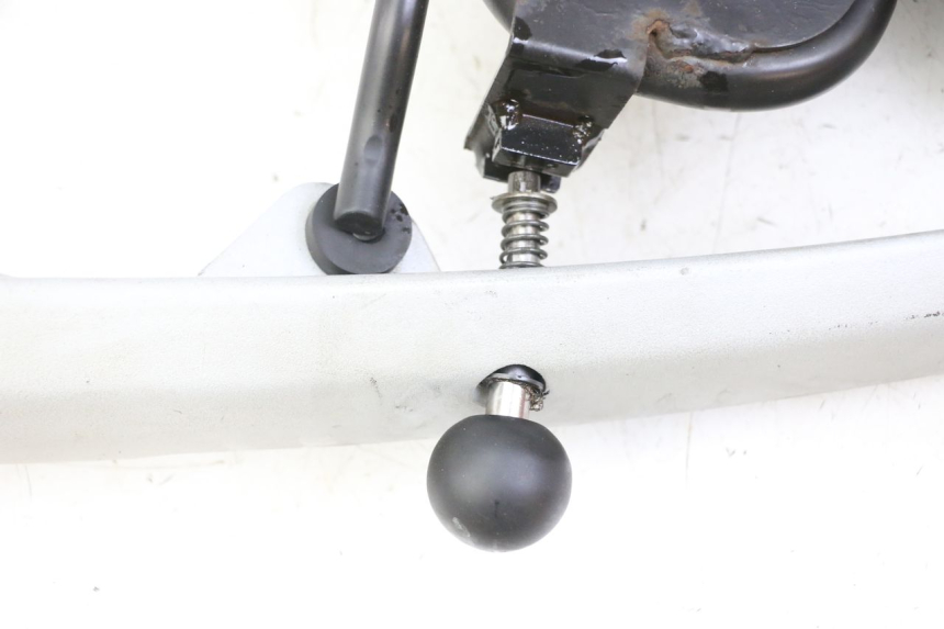 photo de PORTE PAQUET PEUGEOT SATELIS 125 (2013 - 2018)