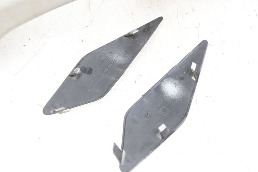 photo de PORTE PAQUET PEUGEOT SATELIS 125 (2013 - 2018)