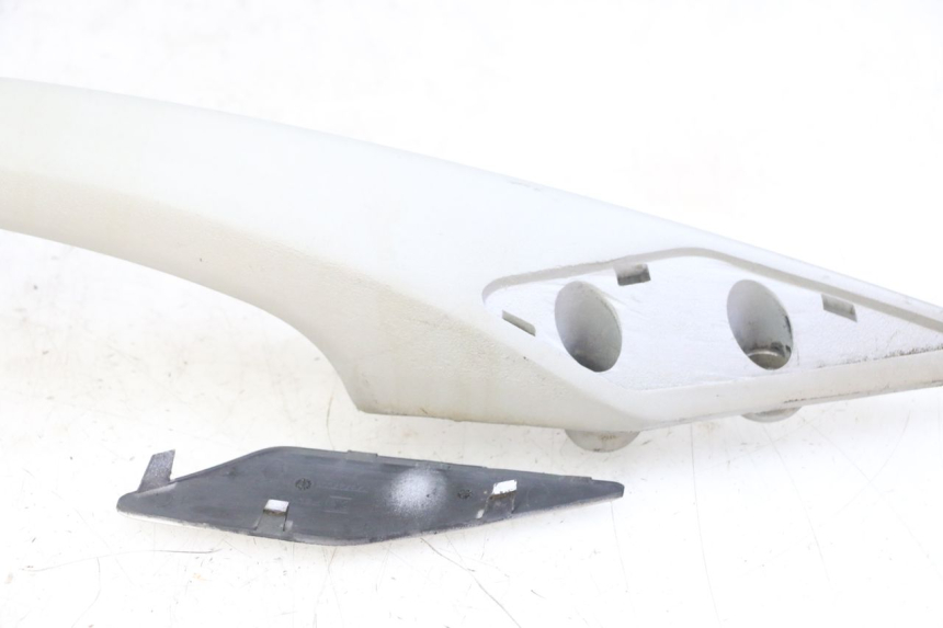 photo de PORTE PAQUET PEUGEOT SATELIS 125 (2013 - 2018)
