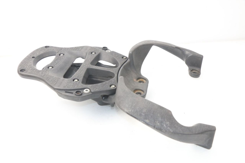 photo de PORTE PAQUET APRILIA SCARABEO GT 125 (1999 - 2007)