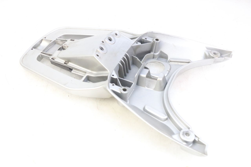 photo de PORTE PAQUET PIAGGIO VESPA GRANTURISMO 125 (2003 - 2007)