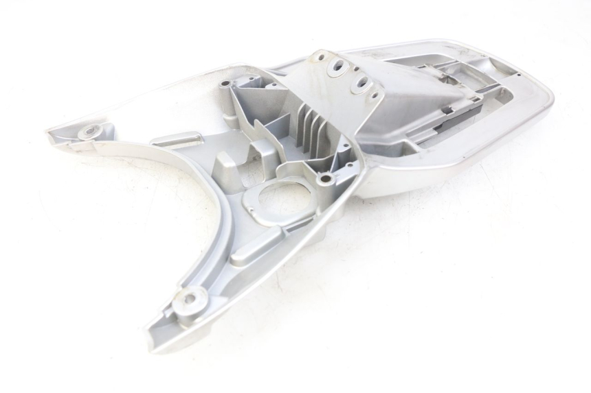 photo de PORTE PAQUET PIAGGIO VESPA GRANTURISMO 125 (2003 - 2007)