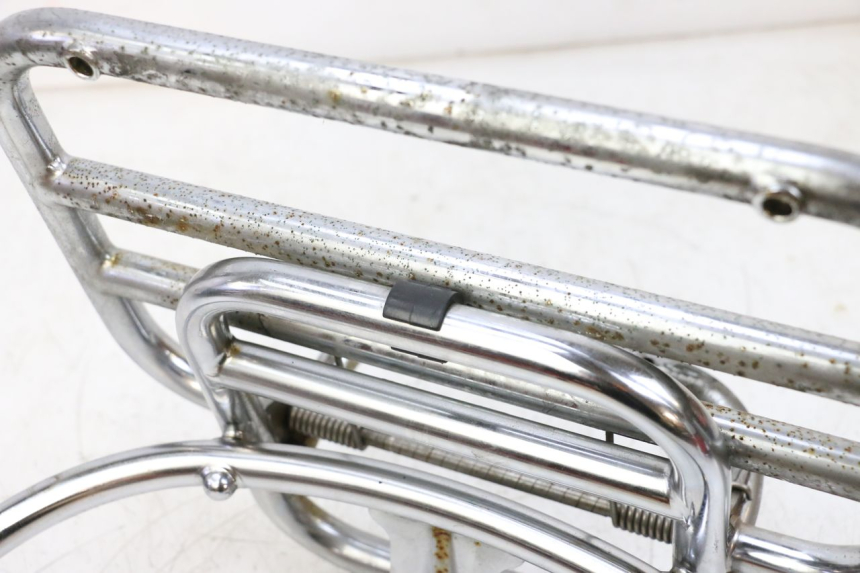 photo de PORTE PAQUET PIAGGIO VESPA GTS SUPER IE 125 (2009 - 2016) - Vue d’ensemble