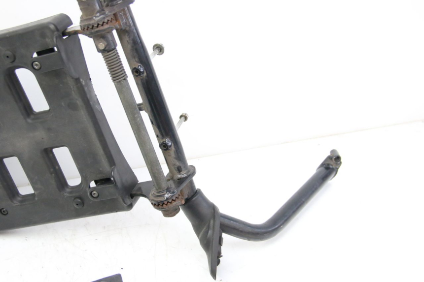 photo de PORTE PAQUET PIAGGIO XEVO - X EVO 125 (2007 - 2017) - Marquages et références