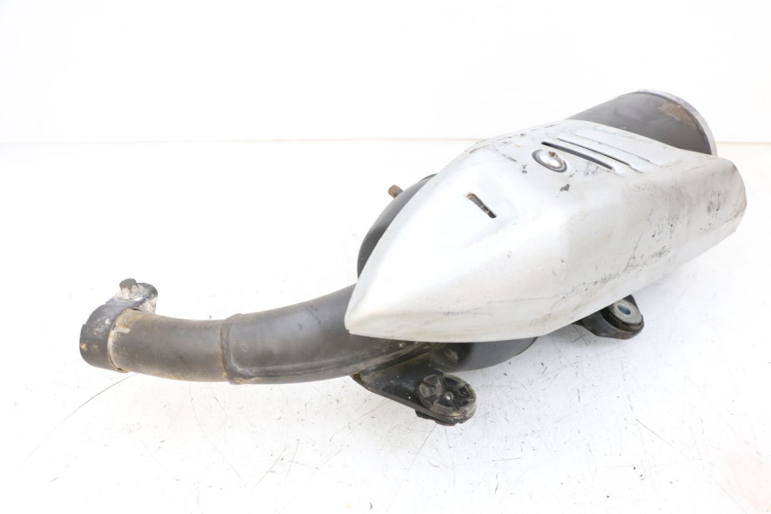 photo de POT ECHAPPEMENT MAG POWER BOMBERS 4T 50 (2016 - 2026) - Points de fixation