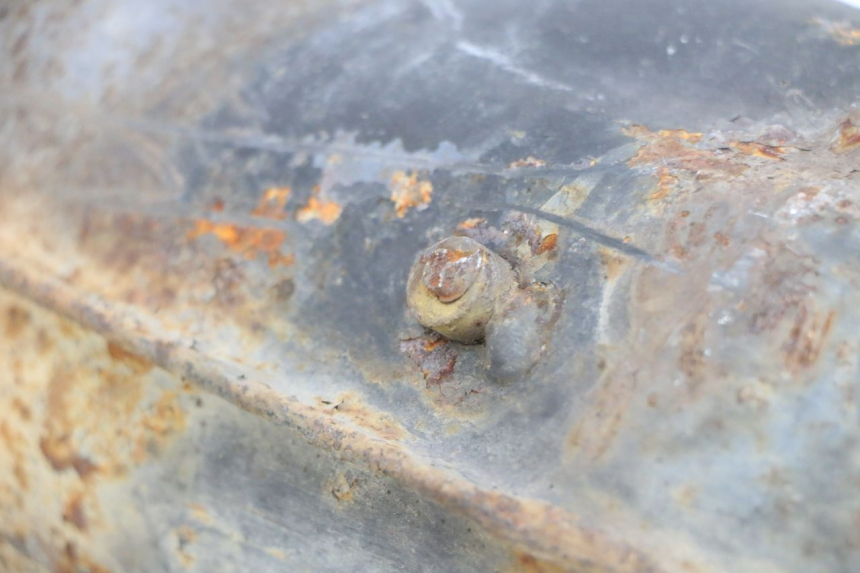 photo de POT ECHAPPEMENT PEUGEOT ELYSEO 125 (1999 - 2004) - Zoom composants