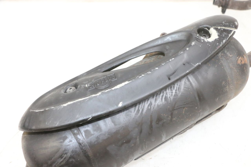 photo de POT ECHAPPEMENT PIAGGIO FLY 4T 50 (2013 - 2017) - Gros plan technique