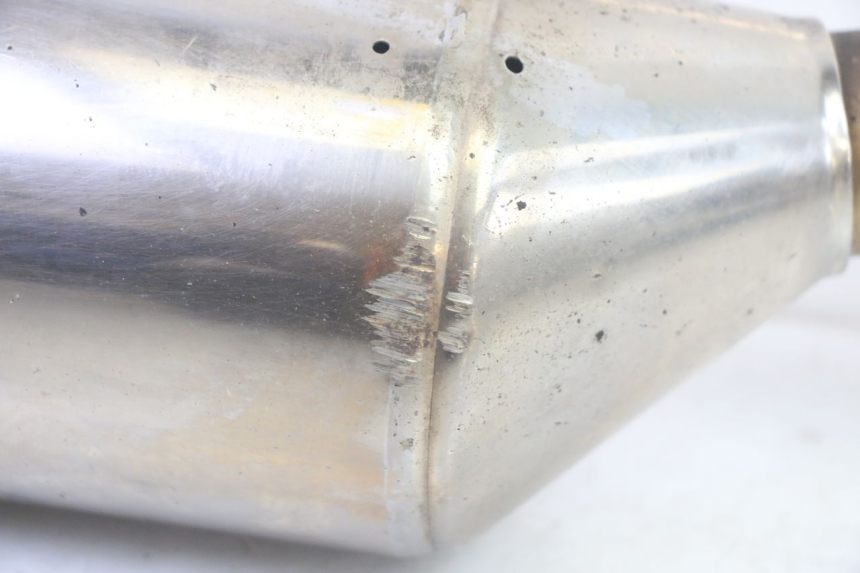 photo de POT ECHAPPEMENT GAUCHE YAMAHA FJR ABS 1300 (2006 - 2012) - Zoom composants