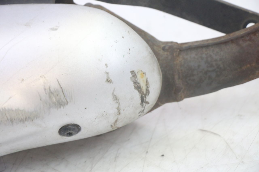 photo de POT ECHAPPEMENT PEUGEOT LUDIX 50 (2008 - 2017) - Points de fixation