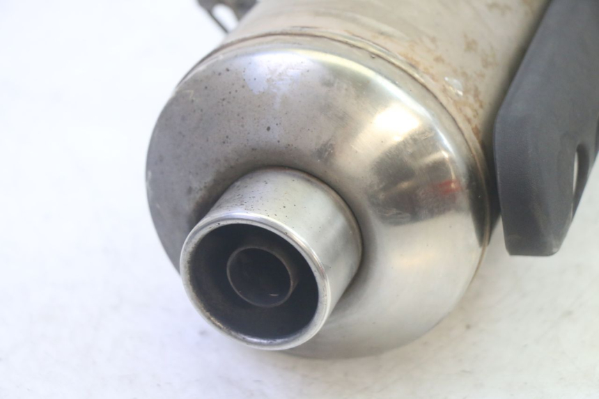 photo de POT ECHAPPEMENT PIAGGIO MP3 500 (2016 - 2018) - Points de fixation