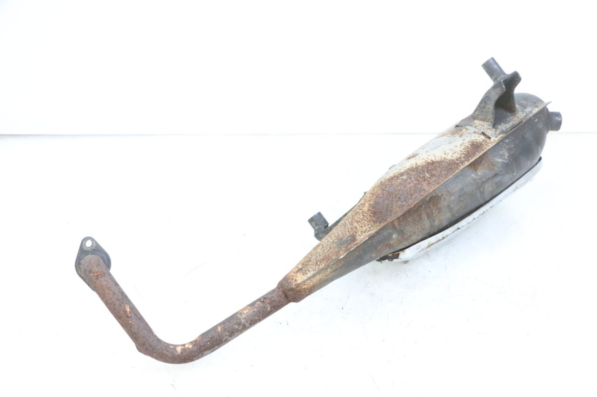 photo de POT ECHAPPEMENT JM MOTORS OLDIES GT 4T 50 (2018 - 2025) - Gros plan technique