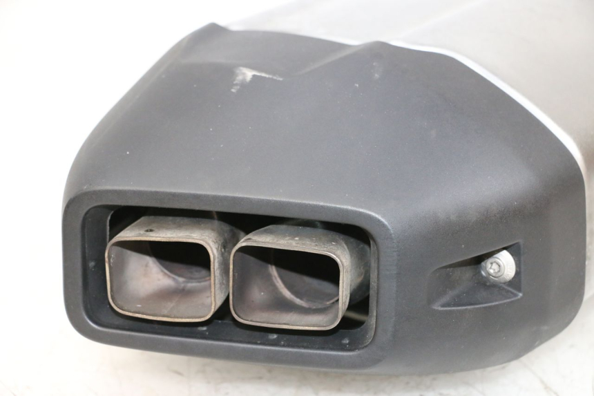 photo de POT ECHAPPEMENT BMW R GS 1250 (2021 - 2024) - Vue rapprochée