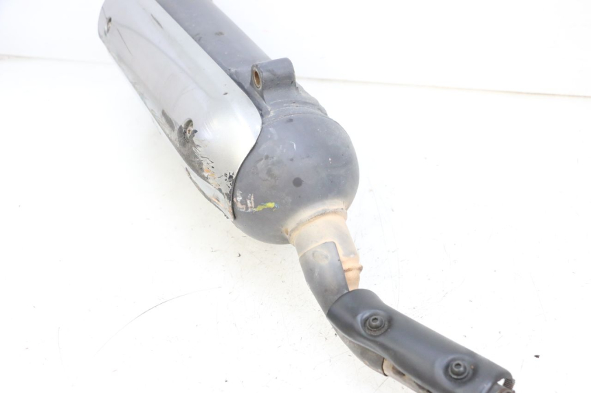 photo de POT ECHAPPEMENT YAMAHA X-MAX XMAX 125 (2010 - 2013) - Vue rapprochée