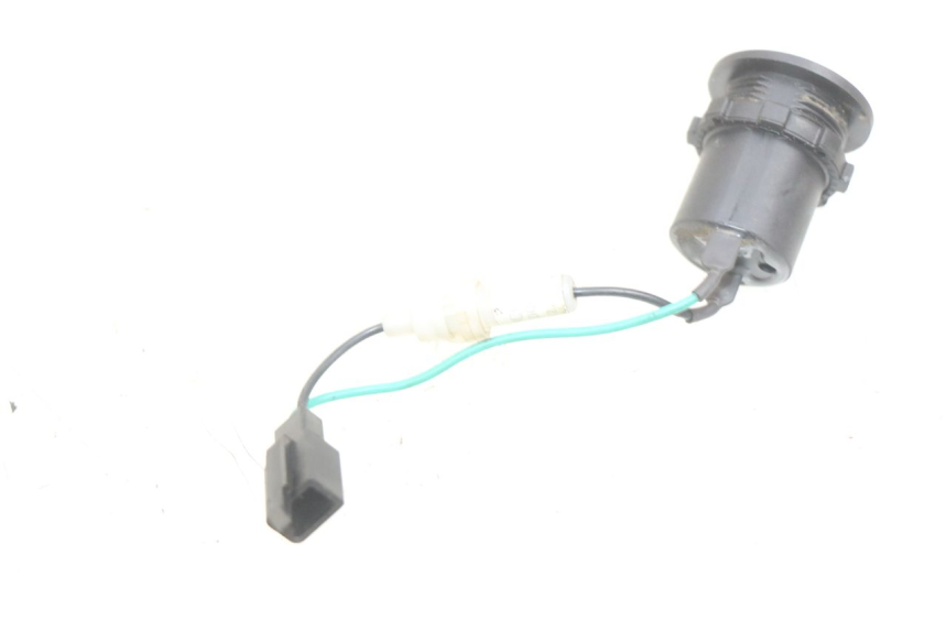 photo de PRISE ALLUME CIGARE KYMCO AGILITY 16+ 4T 50 (2018 - 2023)