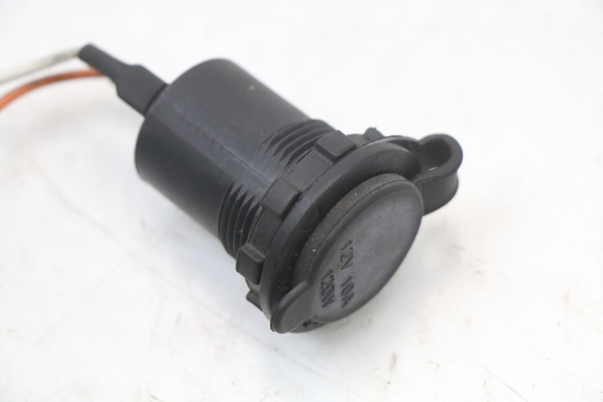 photo de Socket allume-cigare KYMCO DINK STREET ABS 125 (2011 - 2018)