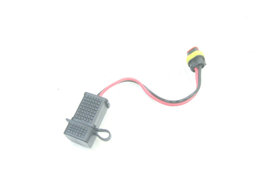 photo de PRISE ALLUME CIGARE PIAGGIO MP3 500 (2014 - 2016)