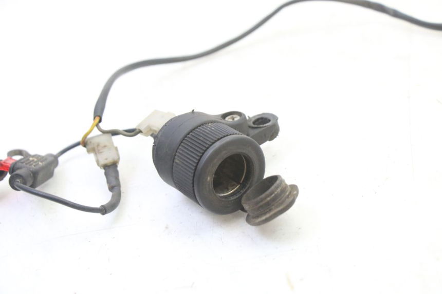 photo de PRISE ALLUME CIGARE KTM SUPERENDURO R 950 (2005 - 2009)