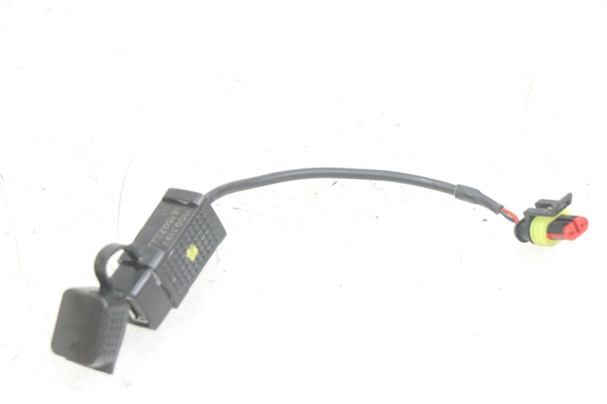 photo de PRISE ALLUME CIGARE APRILIA SXR 50 (2021 - 2023)