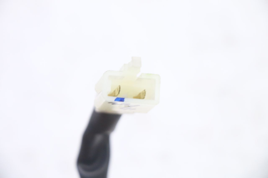 photo de PRISE ALLUME CIGARE YAMAHA XMAX X-MAX 125 (2021 - 2025)